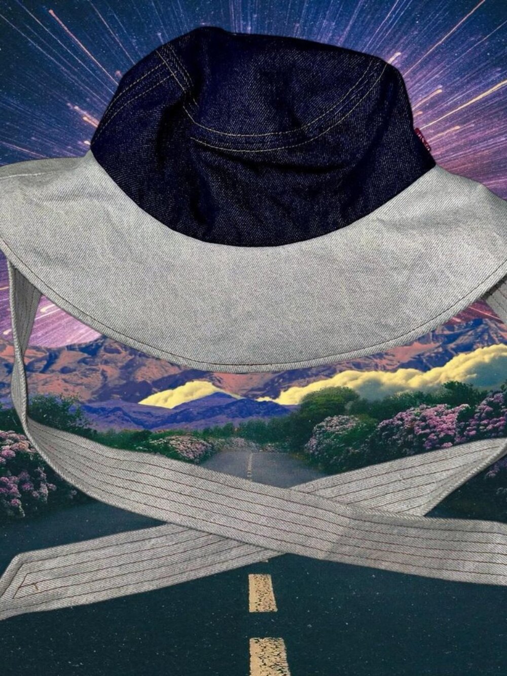 RARE deadstock Levi's two-tone contrast denim bucket hat with denim ribbon tie